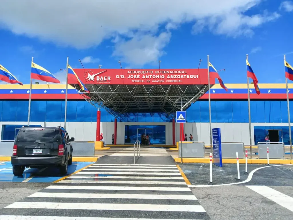 Aeropuerto Internacional José Antonio Anzoátegui